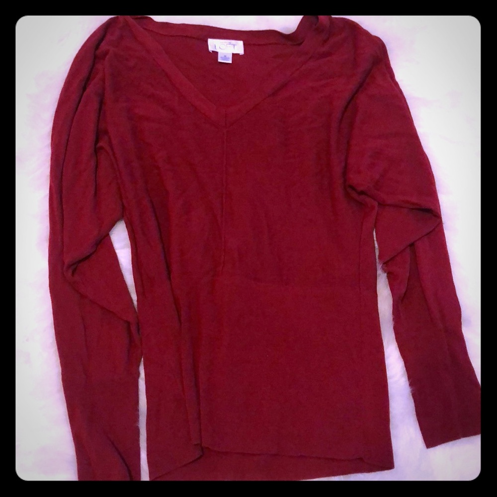 Light weight sweater